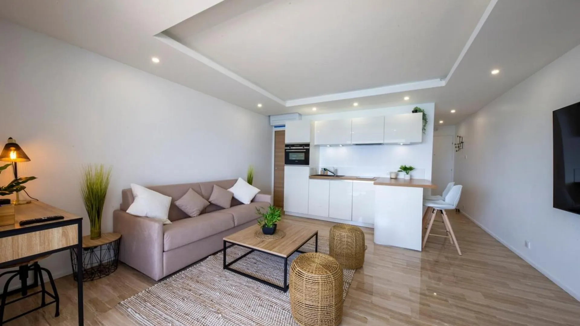 06K1 - Front Of The Sea-Renovated-Terraceparking Διαμέρισμα Saint-Laurent-du-Var